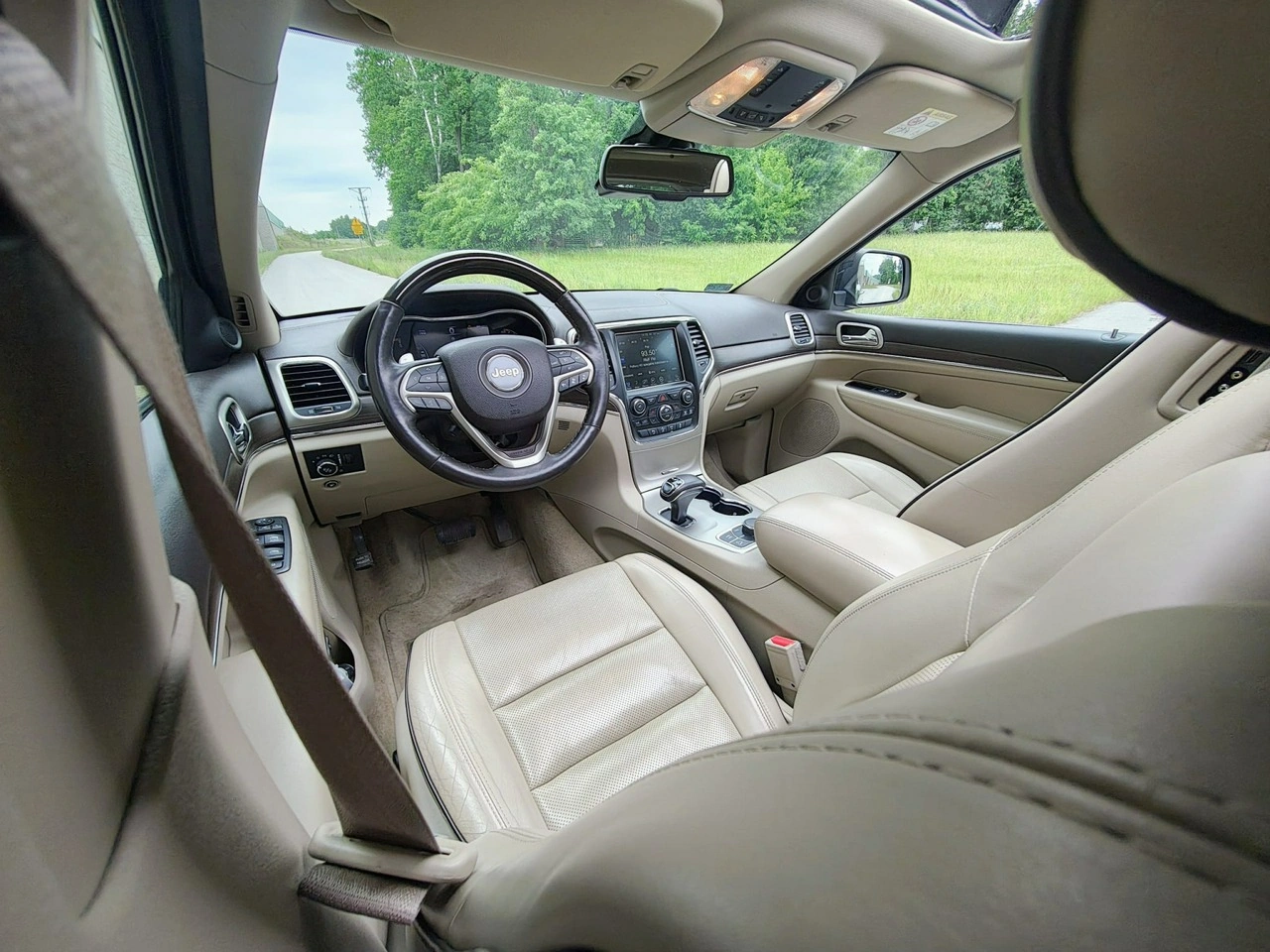 Jeep Grand Cherokee - Zdjęcie 23