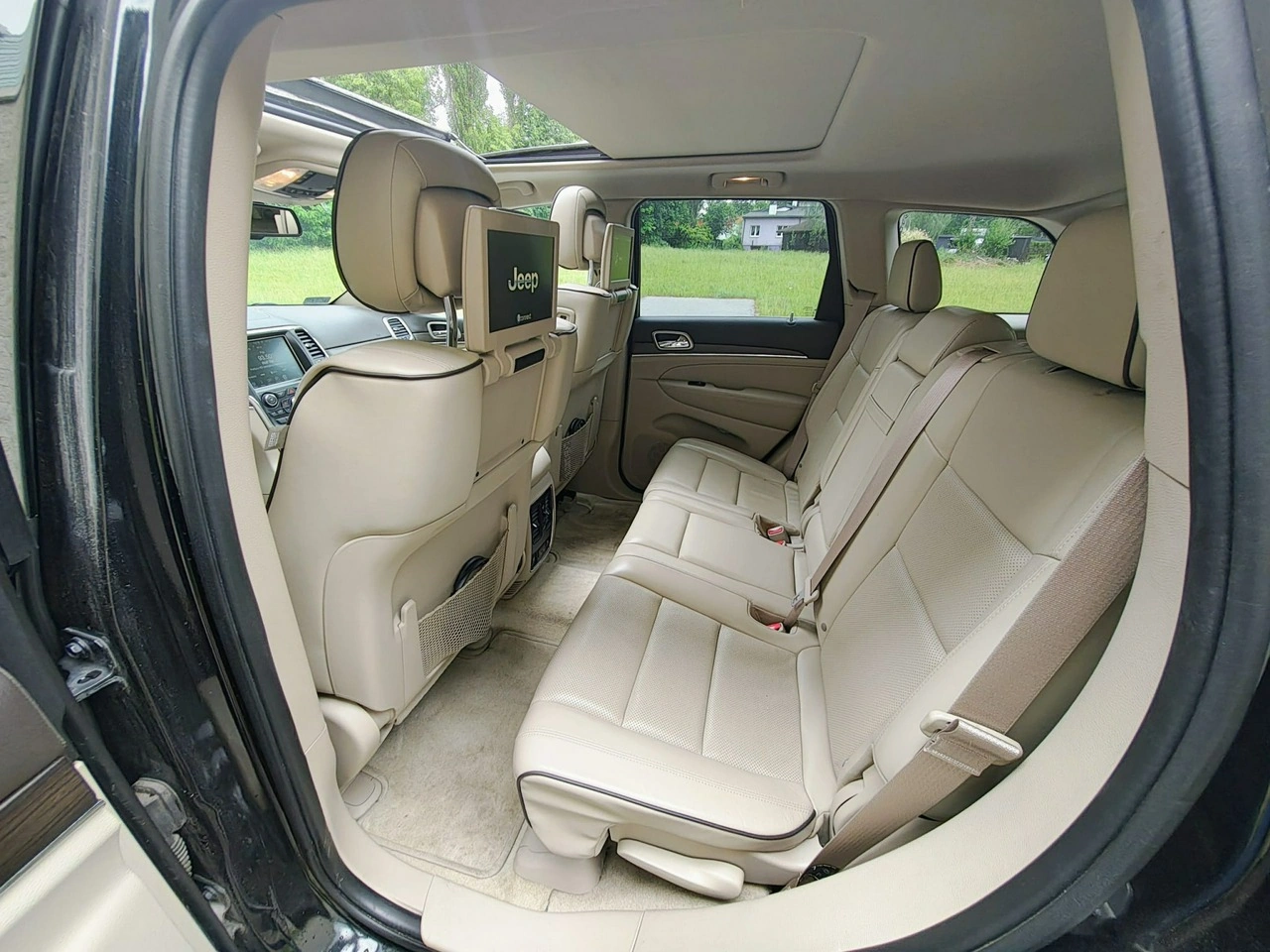 Jeep Grand Cherokee - Zdjęcie 27