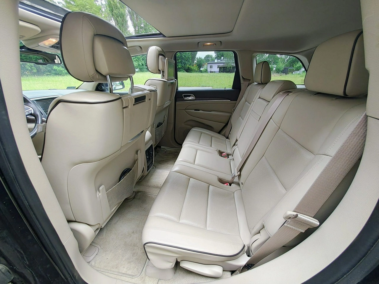 Jeep Grand Cherokee - Zdjęcie 28