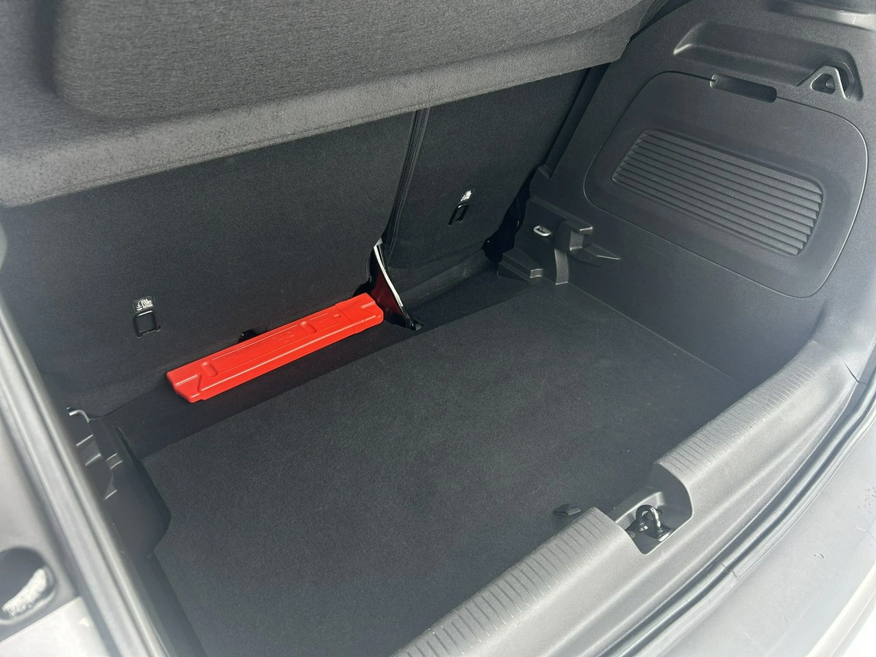 Opel Crossland X - Zdjęcie 37