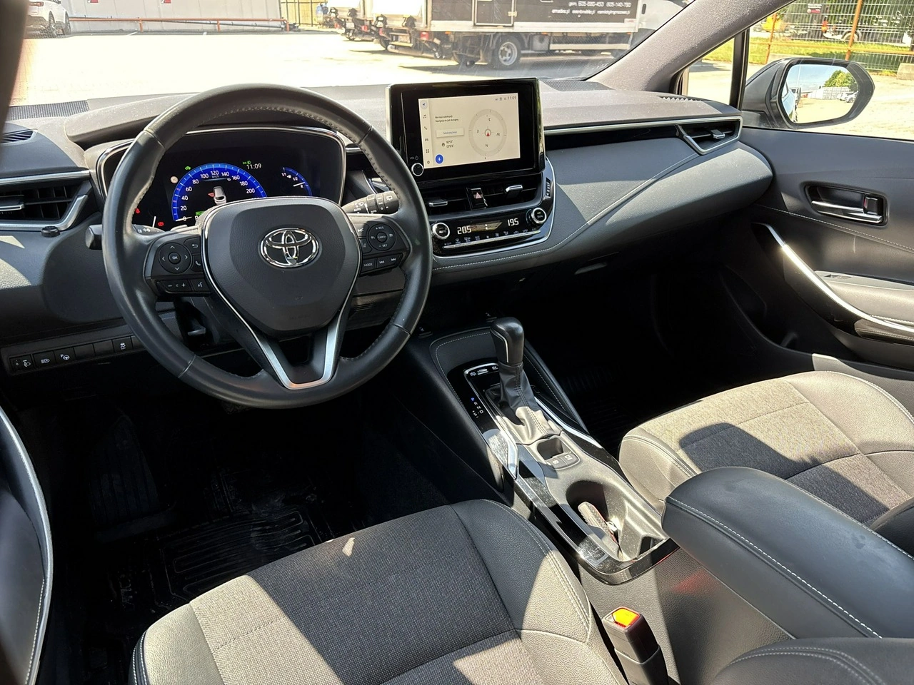 Toyota Corolla - Zdjęcie 11
