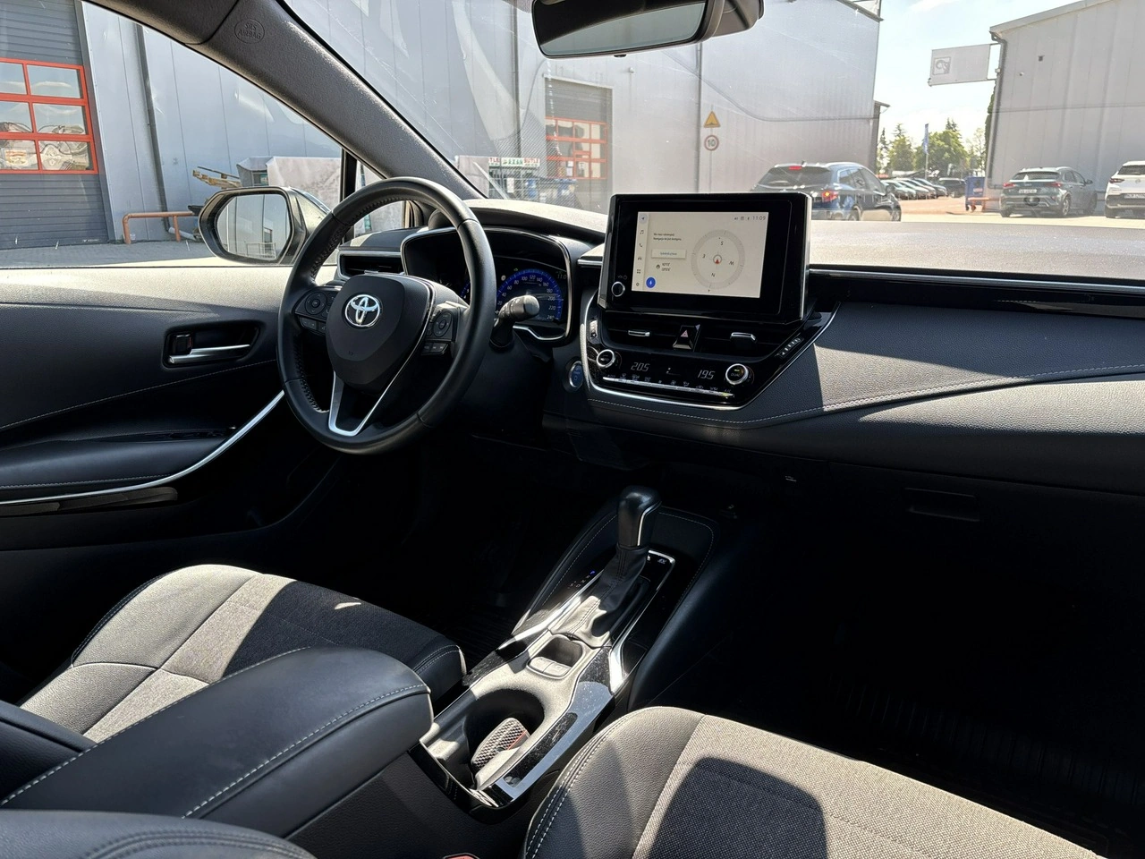 Toyota Corolla - Zdjęcie 13