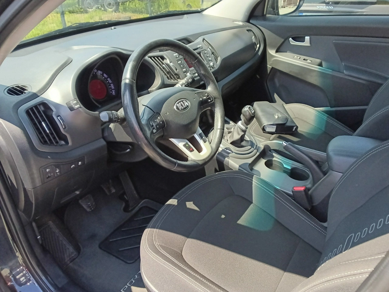 Kia Sportage - Zdjęcie 8