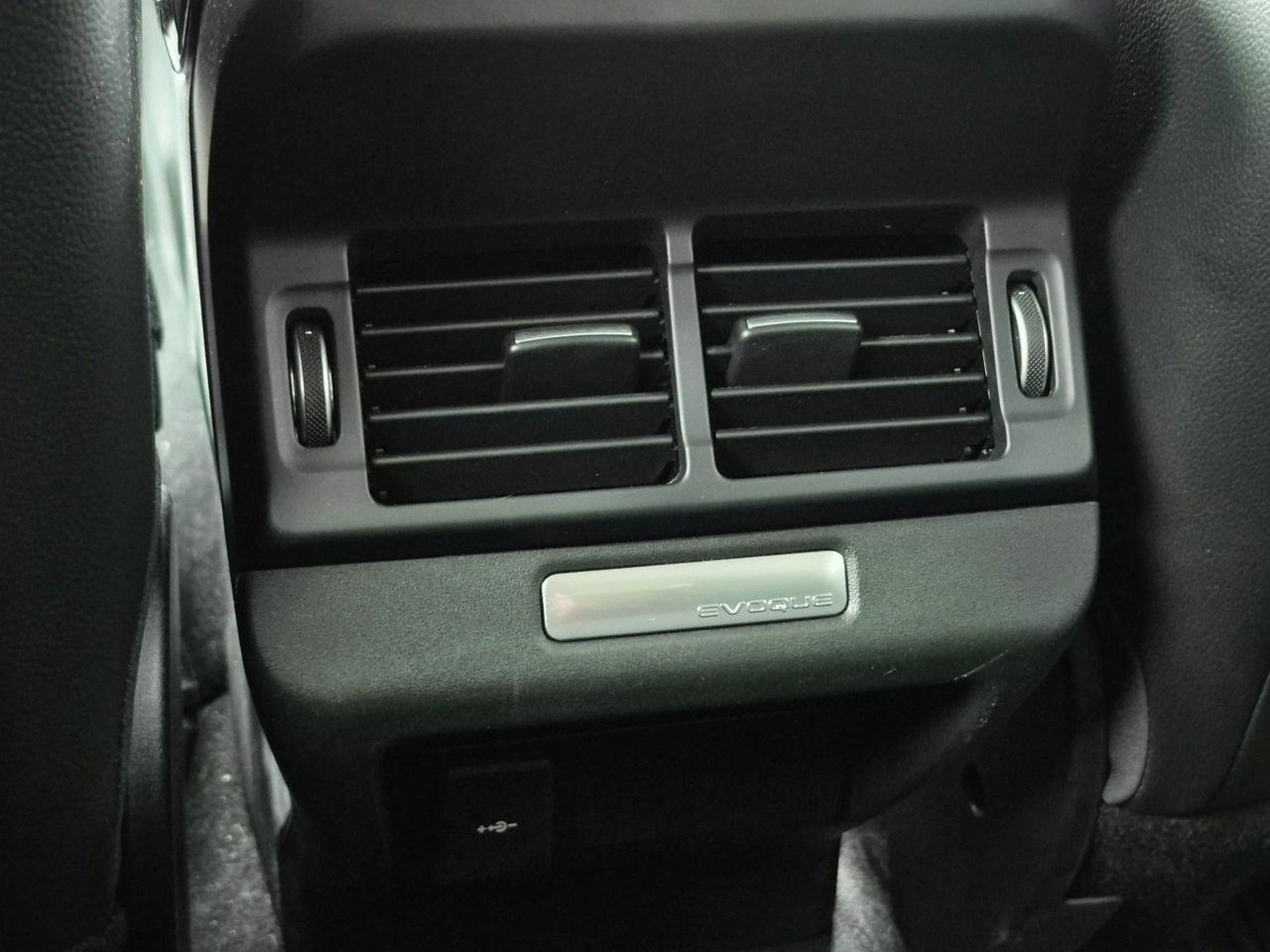 Land Rover Range Rover Evoque - Zdjęcie 25
