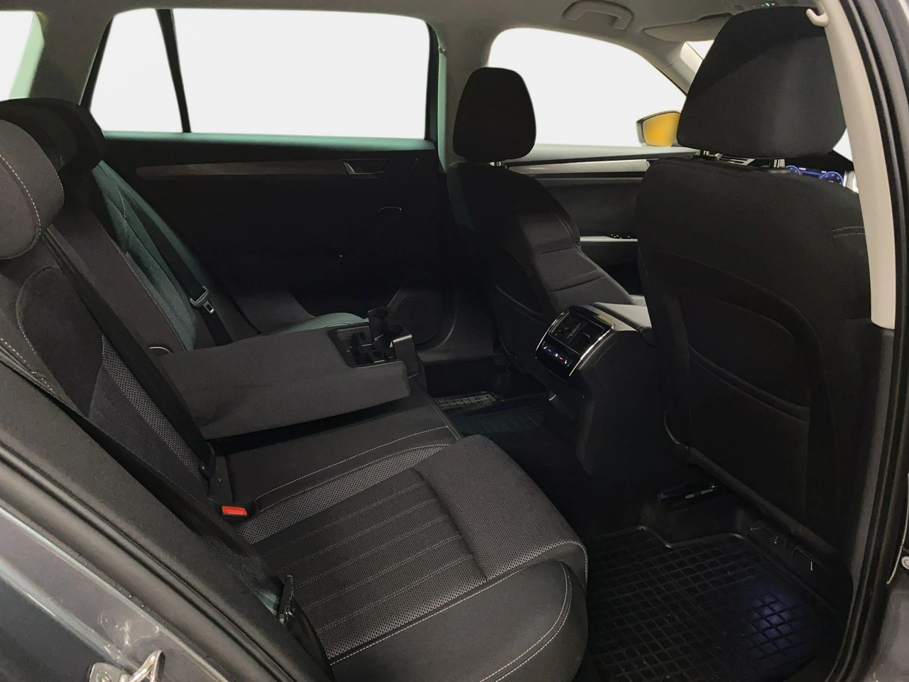 Skoda Superb - Zdjęcie 13