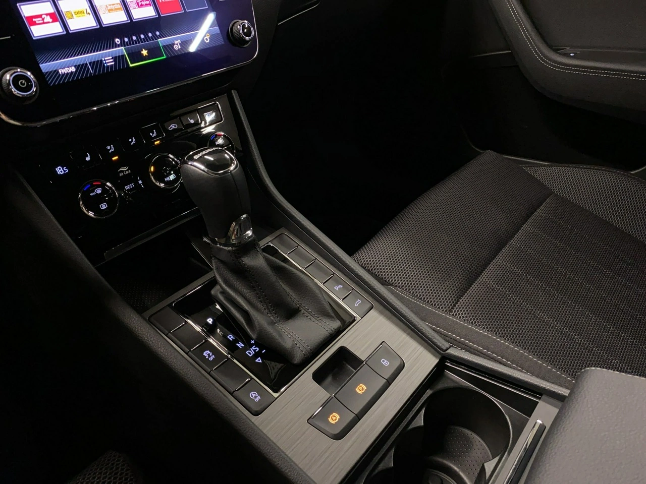 Skoda Superb - Zdjęcie 34
