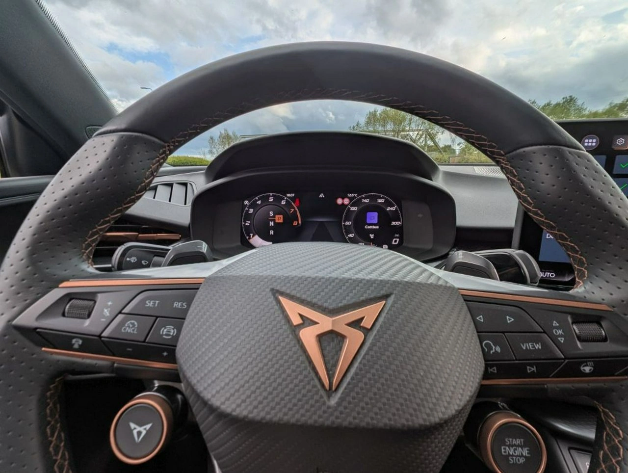 Cupra Terramar - Zdjęcie 12