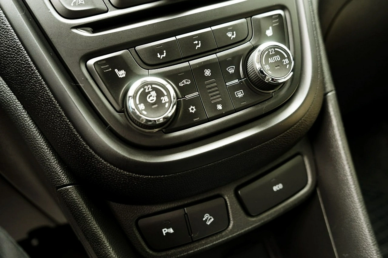 Opel Mokka - Zdjęcie 26