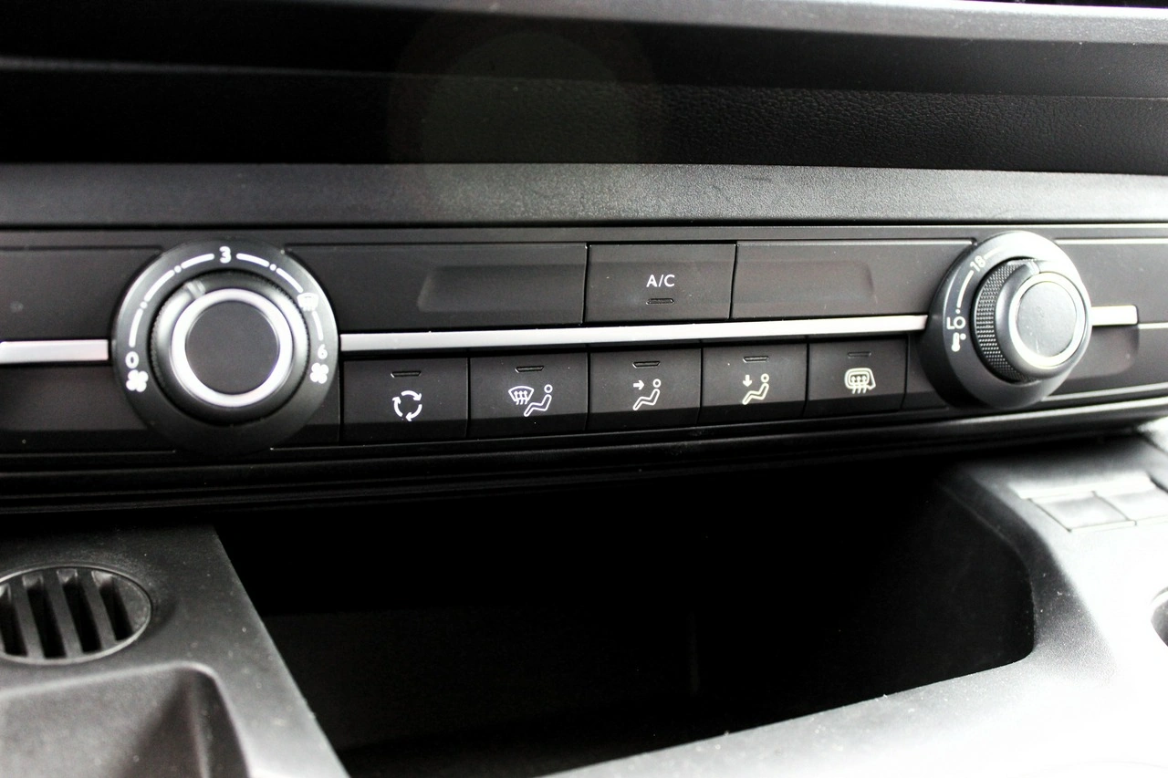 Peugeot Partner - Zdjęcie 18