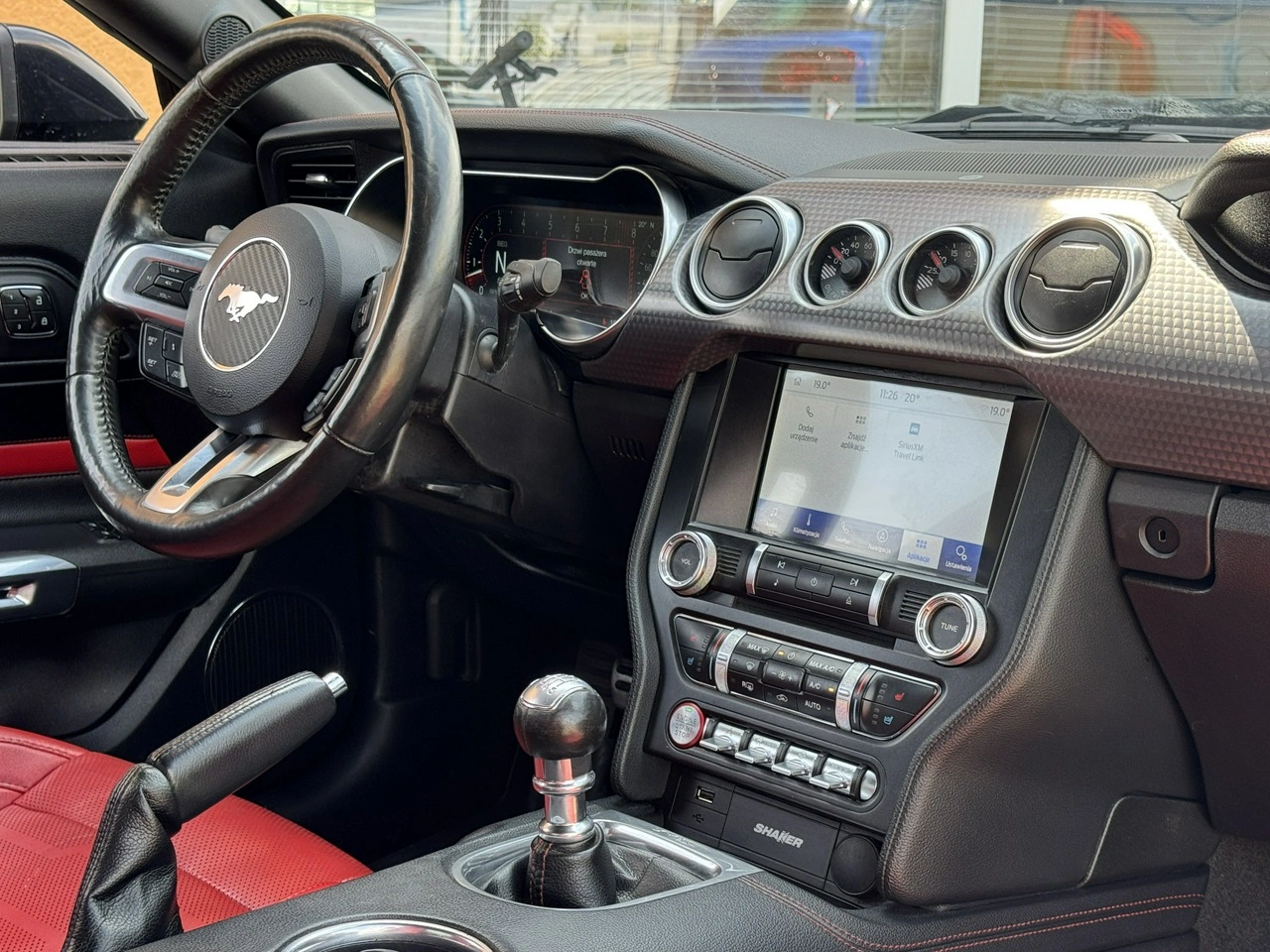 Ford Mustang - Zdjęcie 20