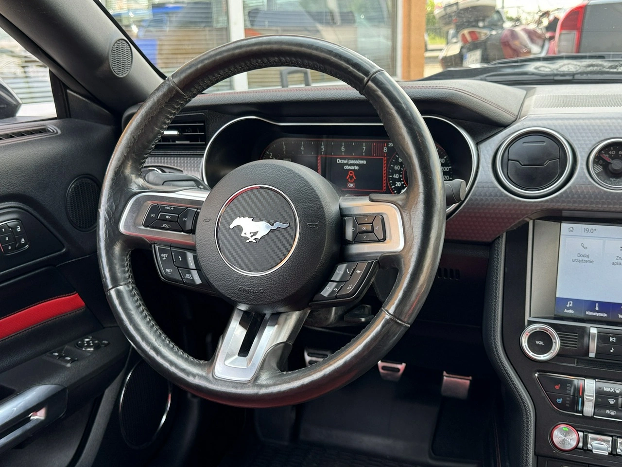 Ford Mustang - Zdjęcie 21