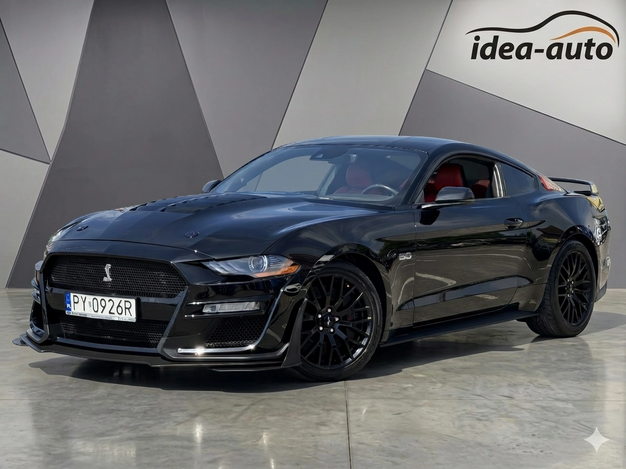 Ford Mustang - Główne zdjęcie