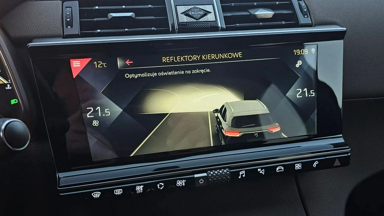 DS Automobiles DS 7 Crossback - Zdjęcie 26