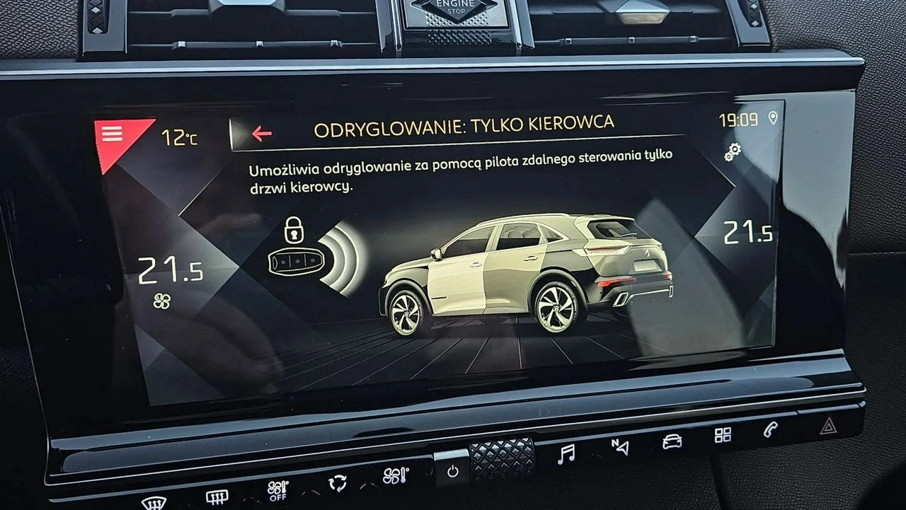 DS Automobiles DS 7 Crossback - Zdjęcie 27