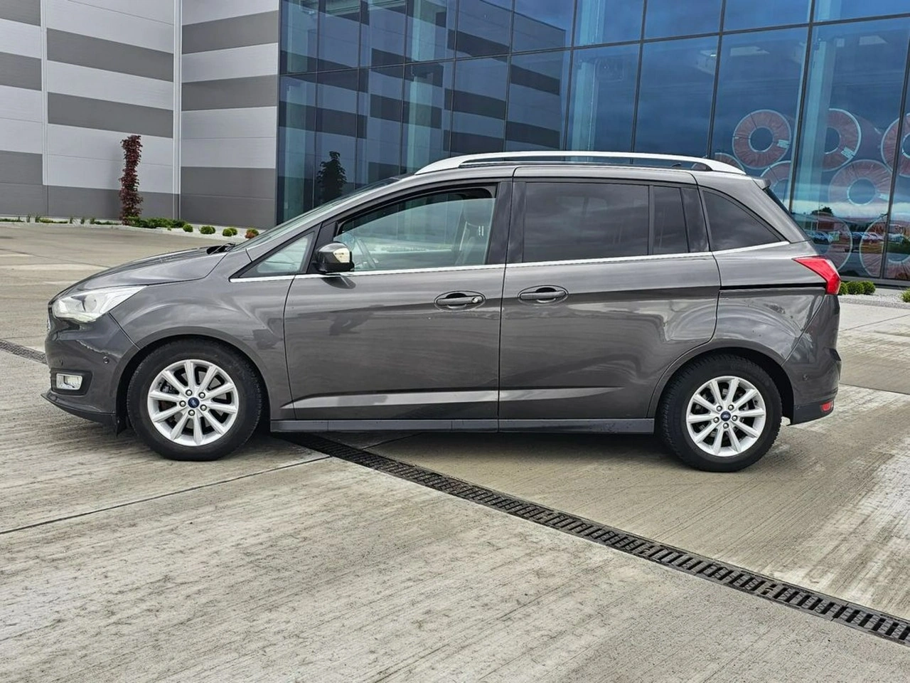 Ford Grand C-MAX - Zdjęcie 2