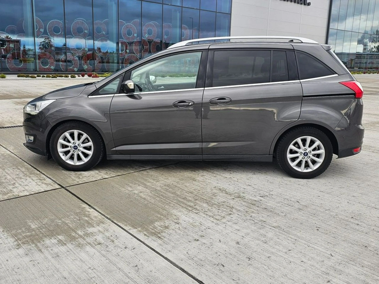 Ford Grand C-MAX - Zdjęcie 22