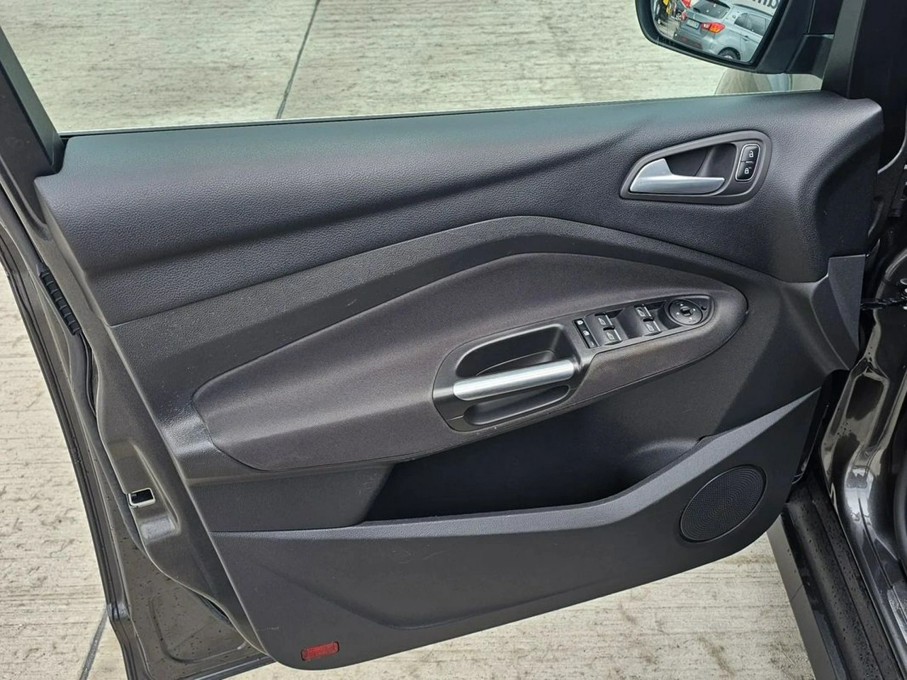 Ford Grand C-MAX - Zdjęcie 28