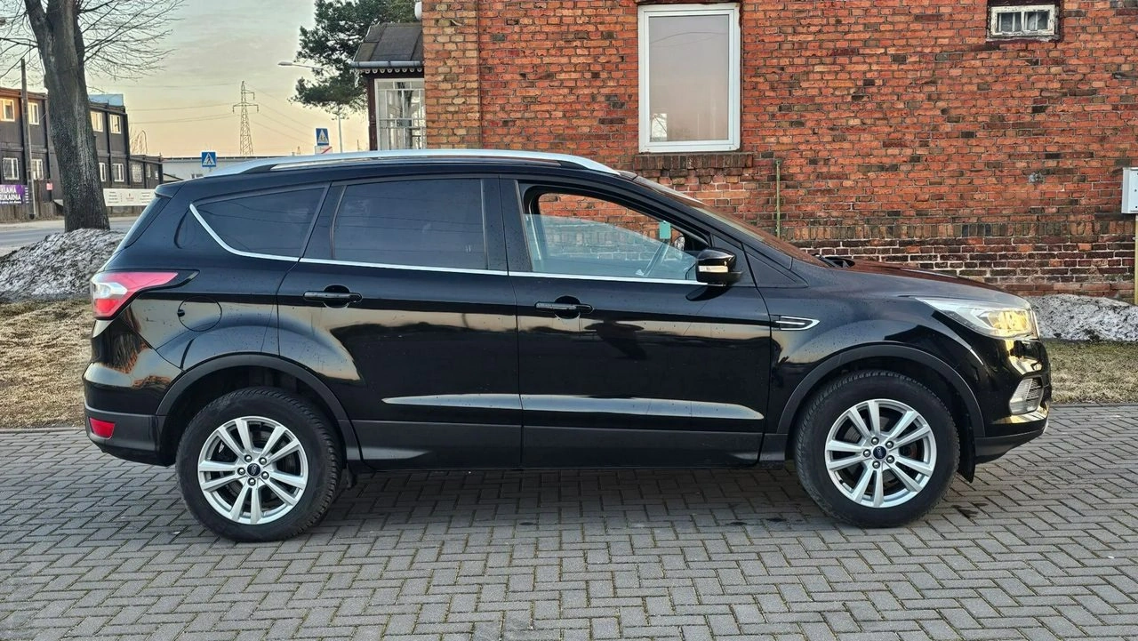 Ford Kuga - Zdjęcie 10