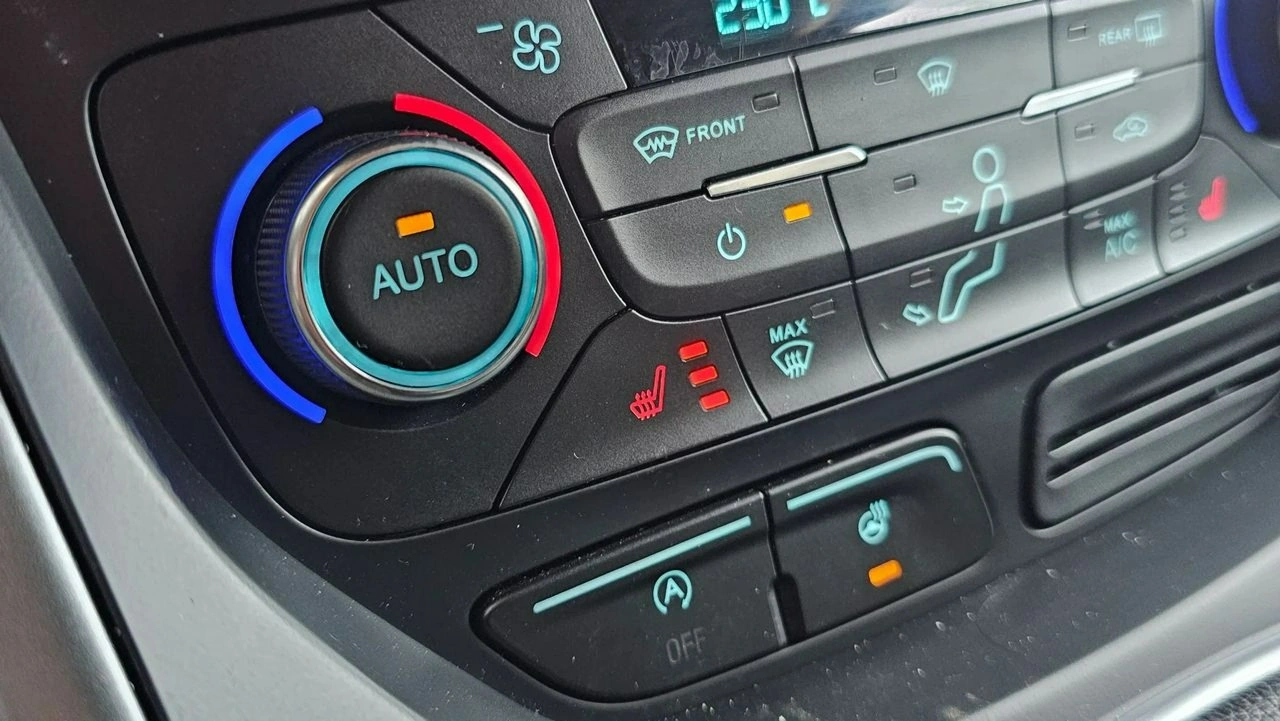 Ford Kuga - Zdjęcie 5
