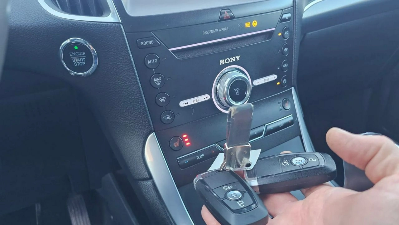 Ford S-Max - Zdjęcie 17