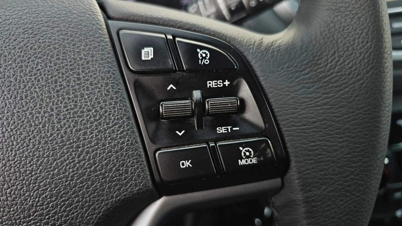 Hyundai Tucson - Zdjęcie 12