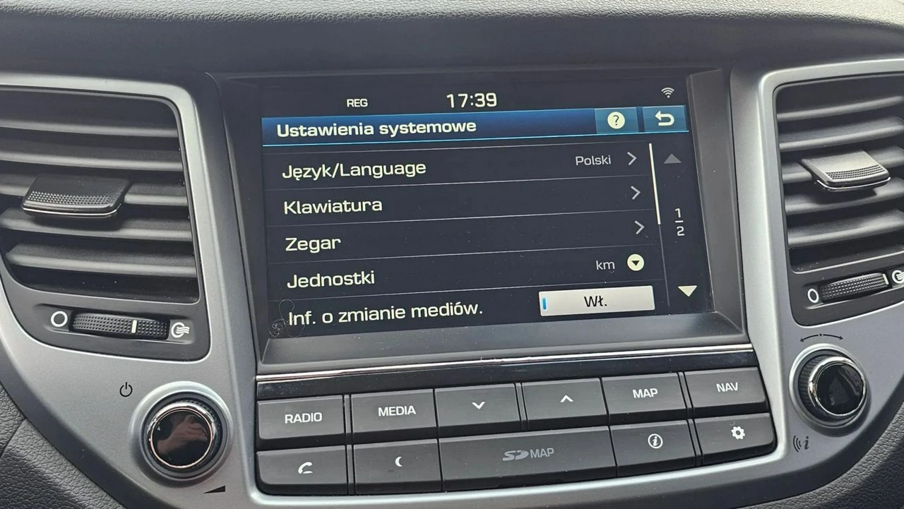 Hyundai Tucson - Zdjęcie 24