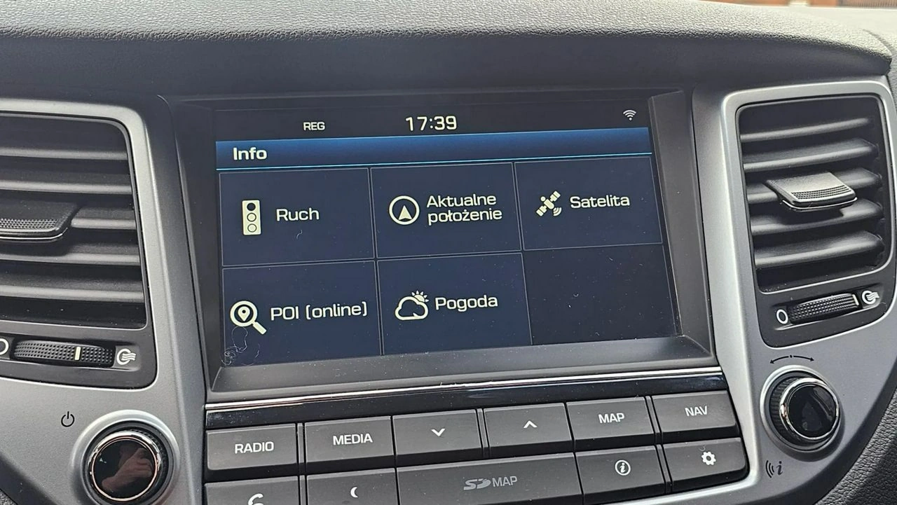 Hyundai Tucson - Zdjęcie 25