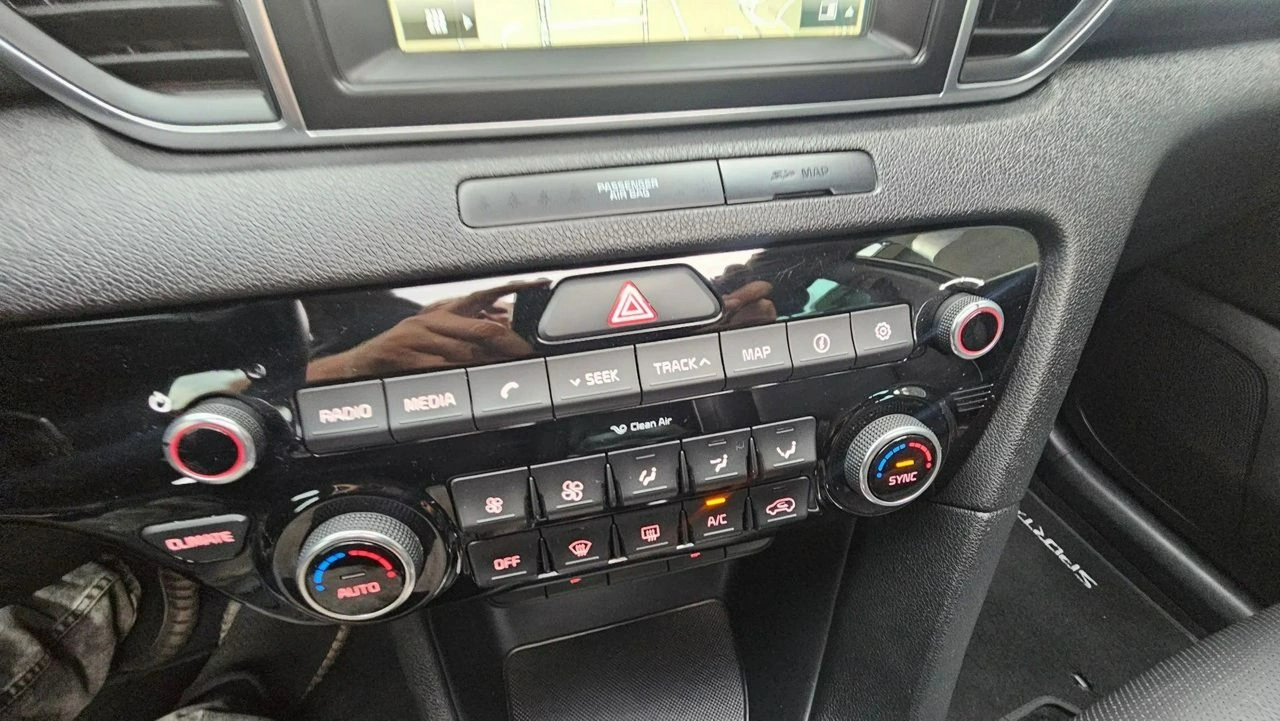Kia Sportage - Zdjęcie 9