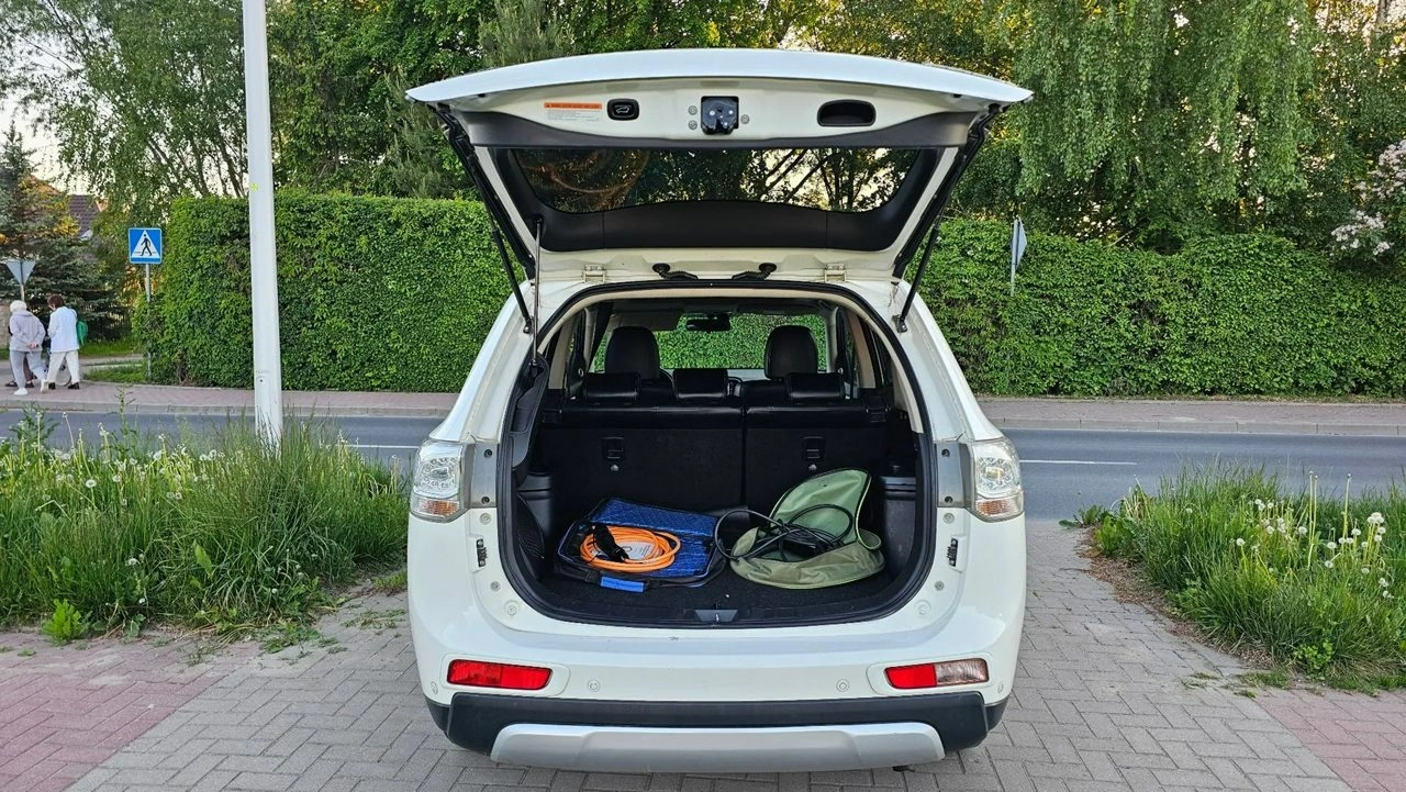 Mitsubishi Outlander - Zdjęcie 18