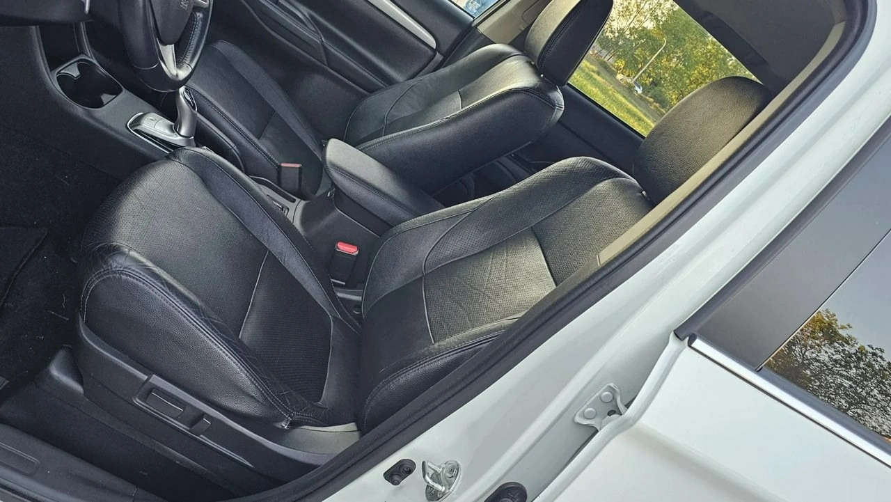 Mitsubishi Outlander - Zdjęcie 25