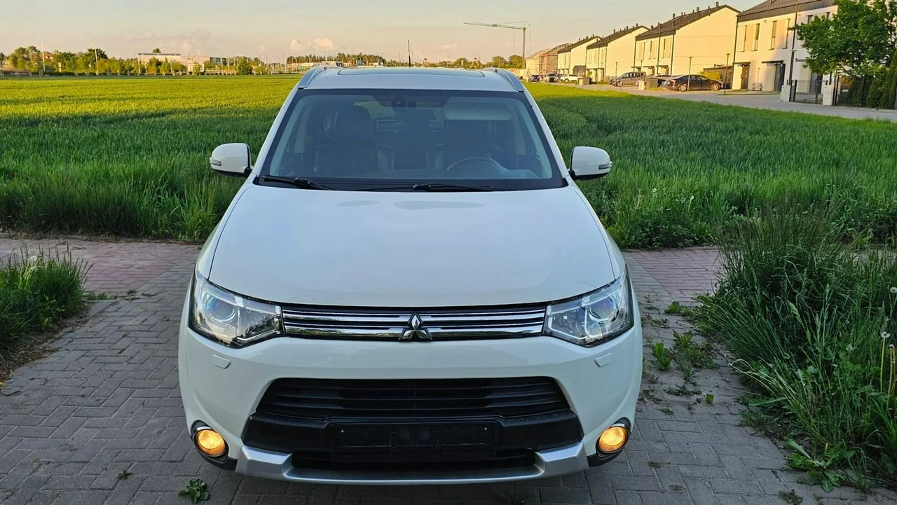 Mitsubishi Outlander - Zdjęcie 29