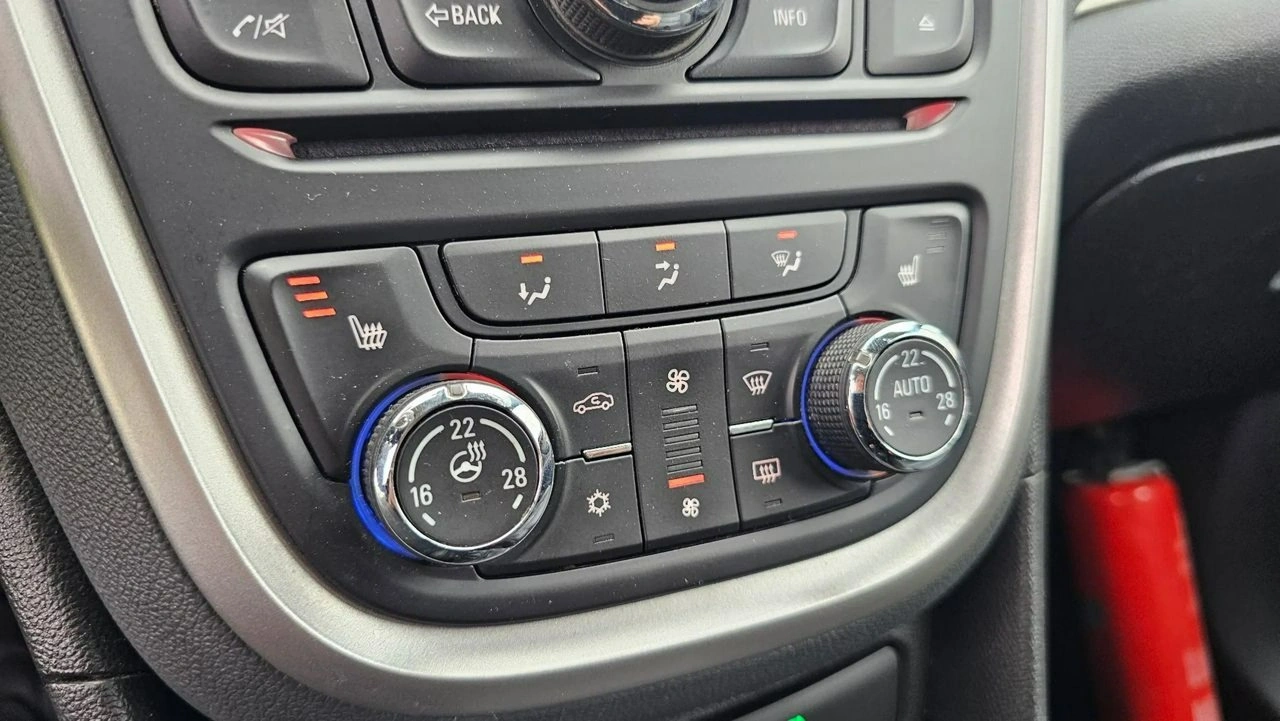 Opel Mokka - Zdjęcie 17