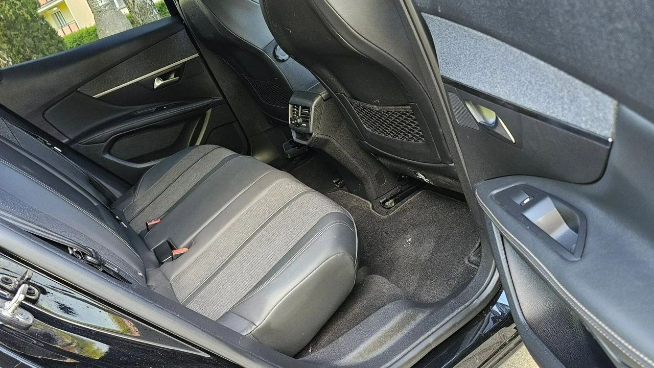 Peugeot 3008 - Zdjęcie 26