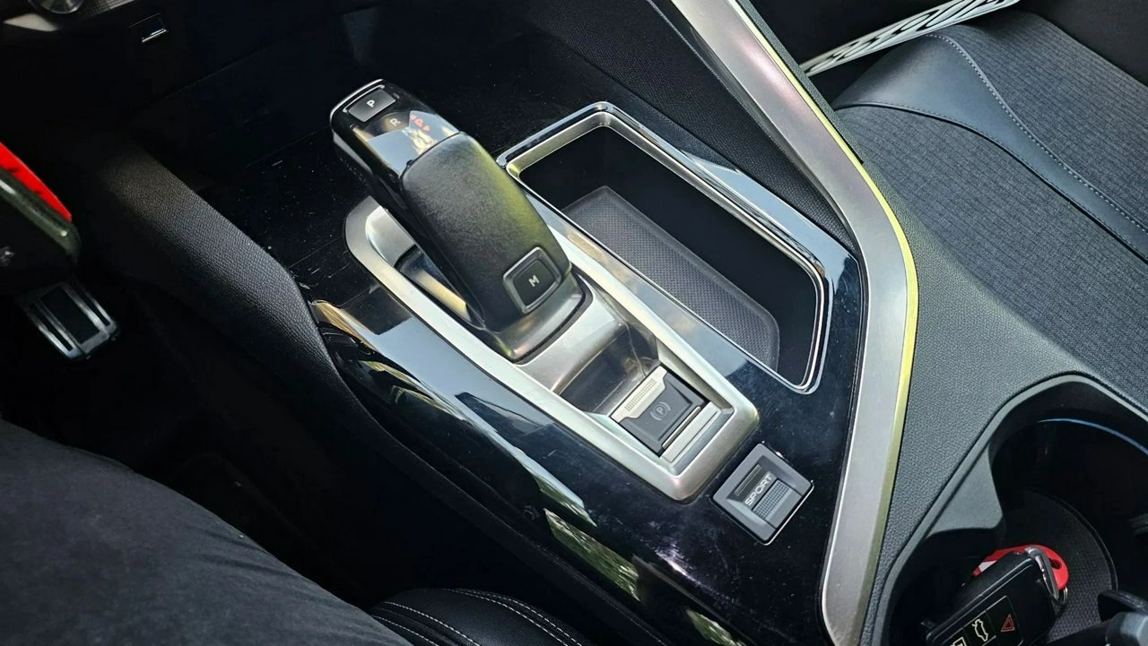 Peugeot 3008 - Zdjęcie 32