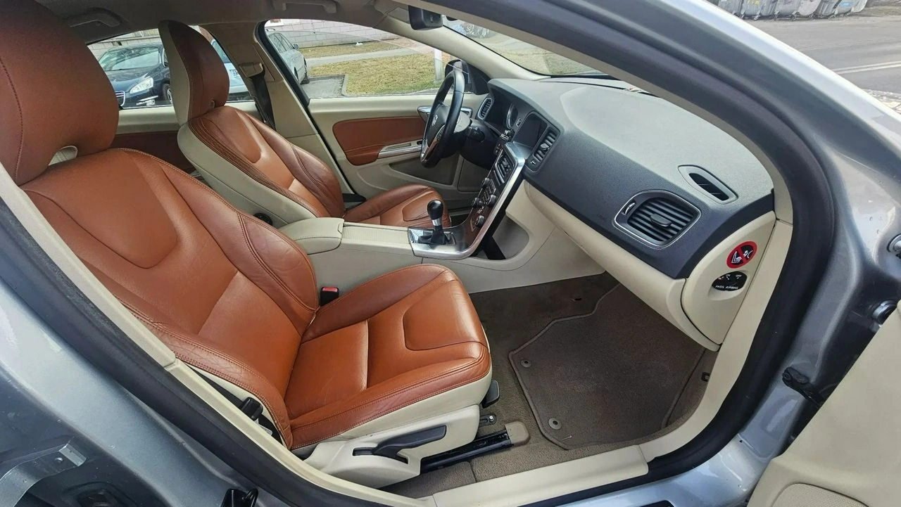 Volvo S60 - Zdjęcie 1