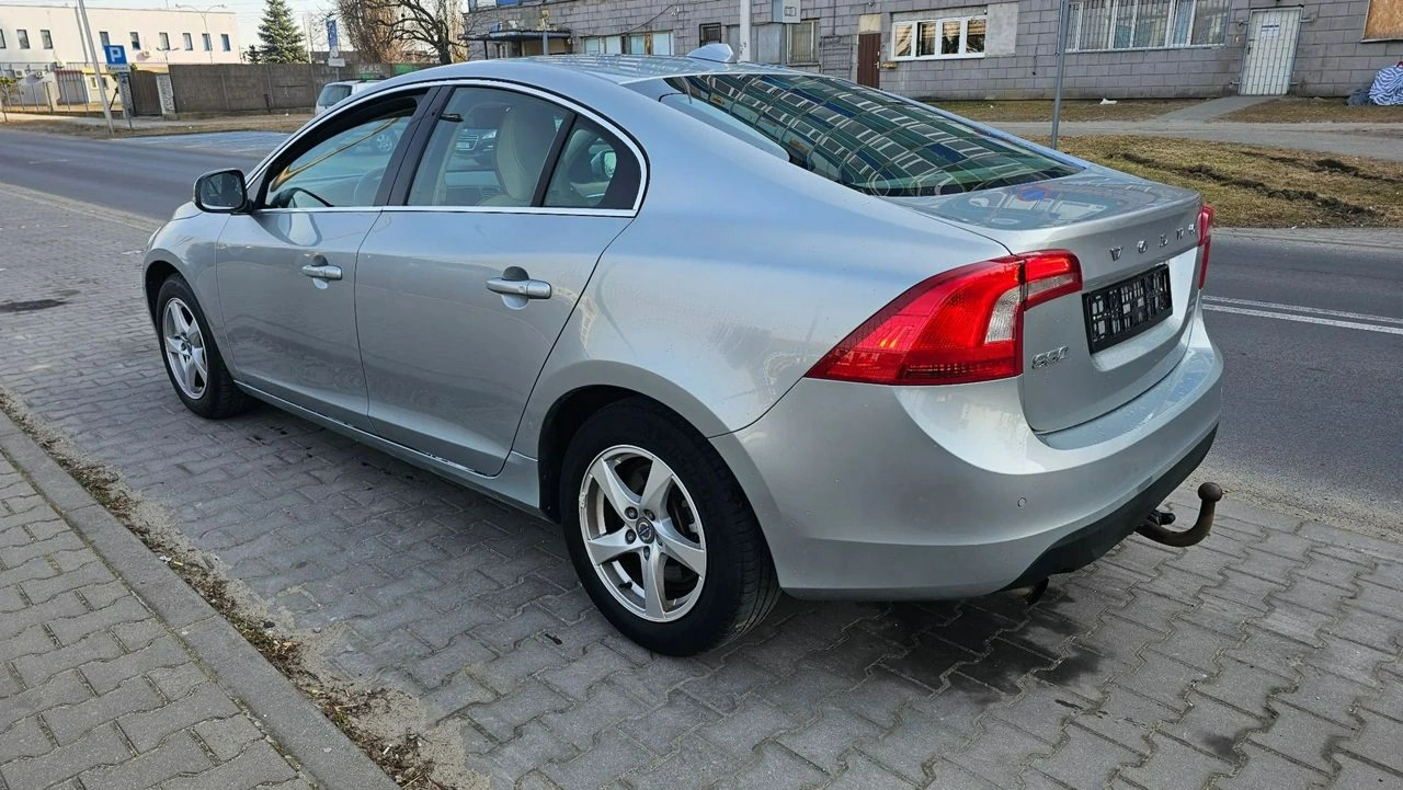 Volvo S60 - Zdjęcie 12