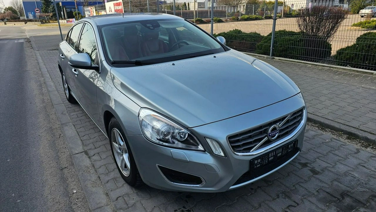 Volvo S60 - Zdjęcie 15