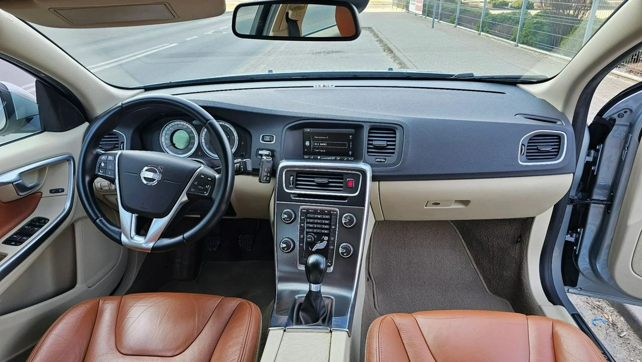 Volvo S60 - Zdjęcie 9
