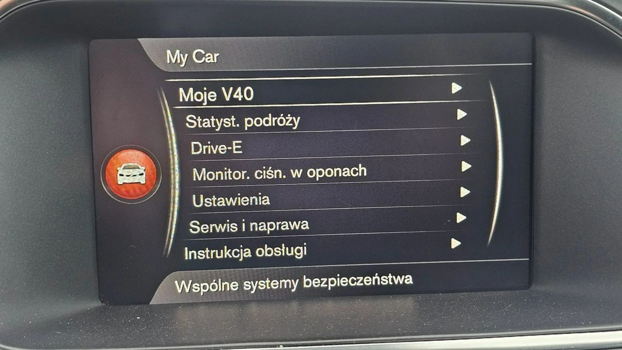 Volvo V40 - Zdjęcie 22