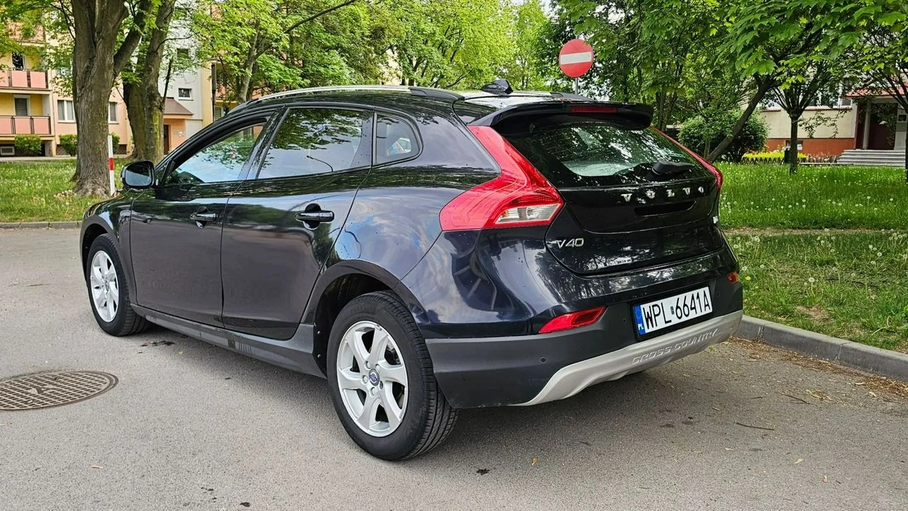 Volvo V40 Cross Country - Zdjęcie 3