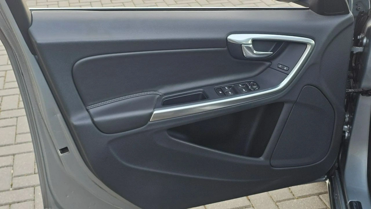 Volvo V60 - Zdjęcie 15