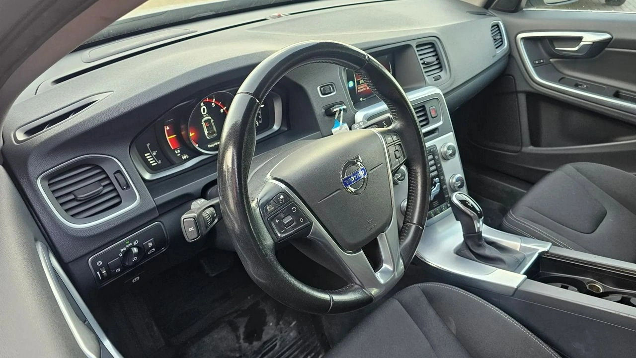 Volvo V60 - Zdjęcie 21
