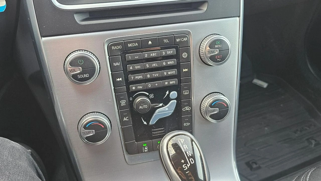 Volvo V60 - Zdjęcie 32