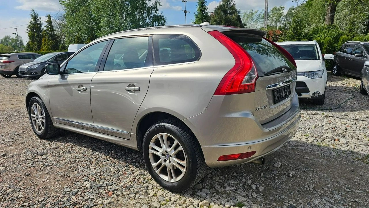 Volvo XC 60 - Zdjęcie 11