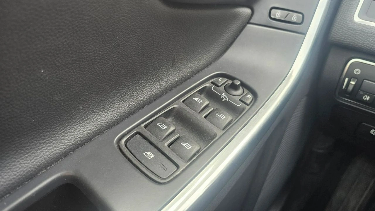 Volvo XC 60 - Zdjęcie 31