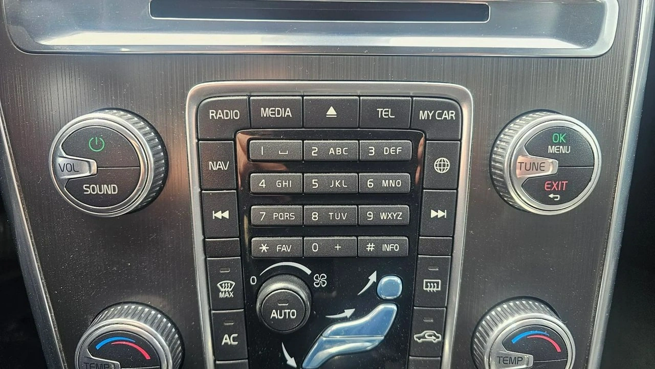 Volvo XC 60 - Zdjęcie 37