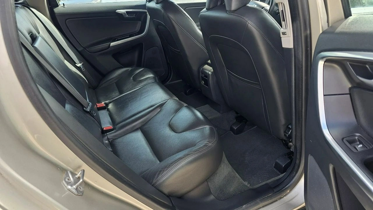 Volvo XC 60 - Zdjęcie 7
