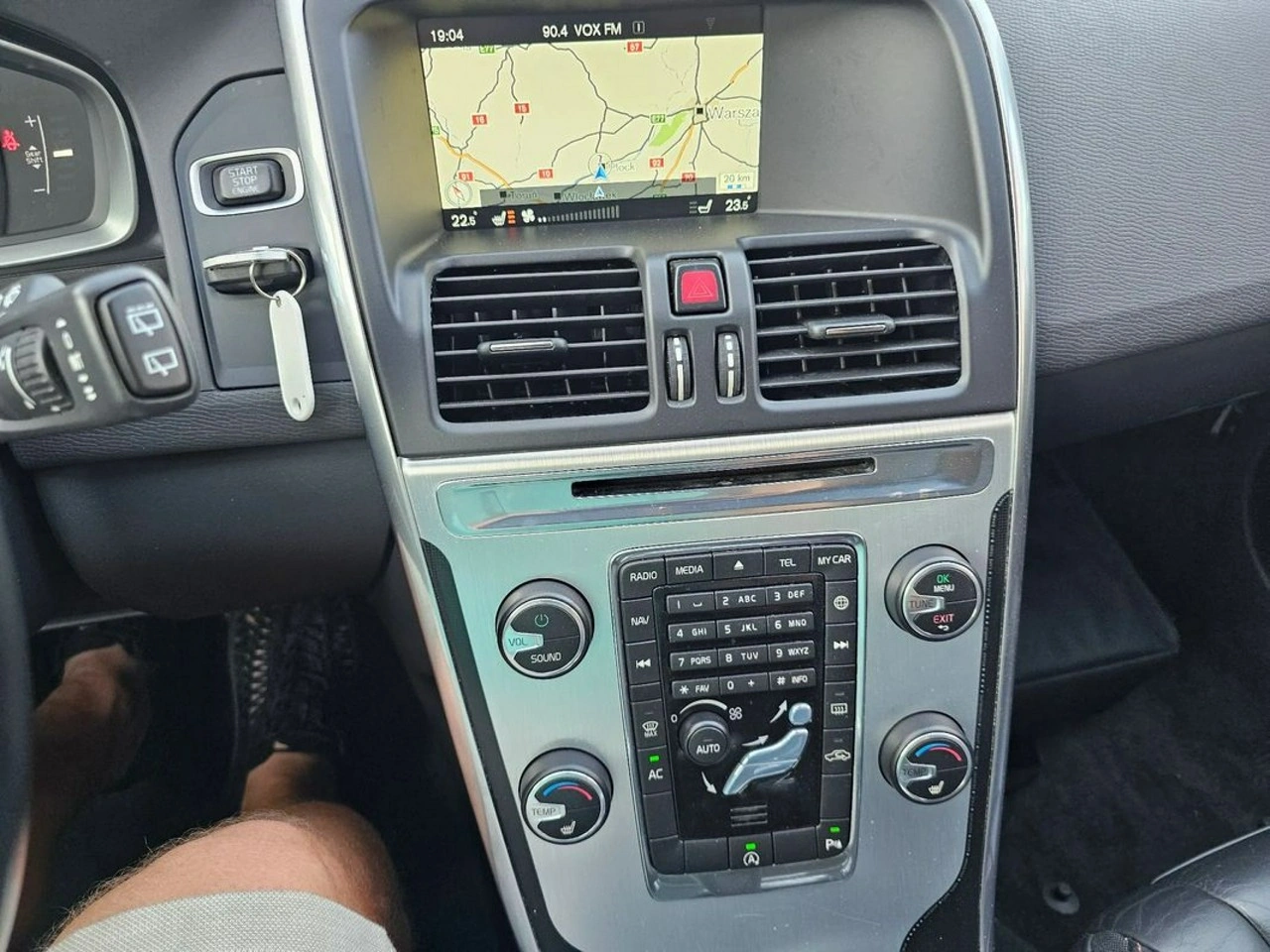 Volvo XC 60 - Zdjęcie 12