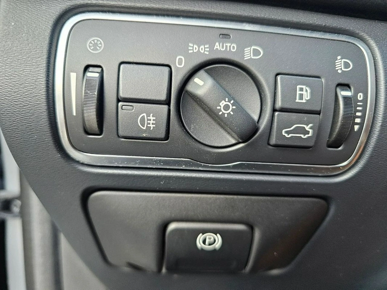 Volvo XC 60 - Zdjęcie 25