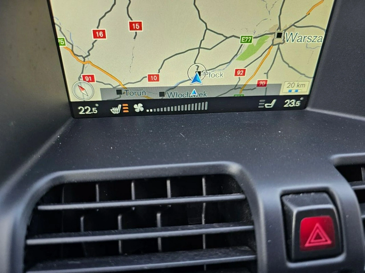 Volvo XC 60 - Zdjęcie 28
